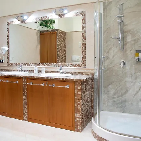 Lazzarella House * Neapol